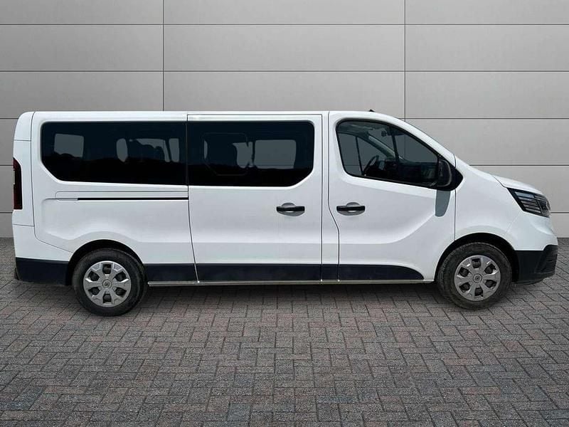 Usata Renault Trafic Zen 110 CV (80 kW) 2021 Bianco Monovolume