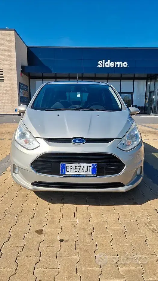 Usata Ford B-MAX 100 CV (73 kW) 2013 Grigio Monovolume