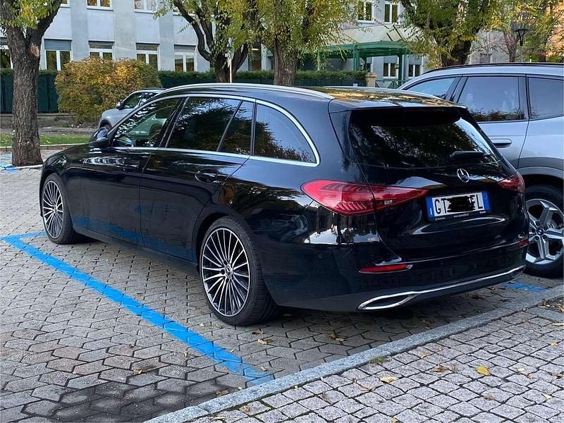 Usata Mercedes C200 Advanced 163 CV (119 kW) 2024 Nero Station wagon