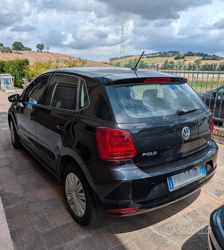 Usata VW Polo 75 CV (55 kW) 2016 Nero Utilitaria