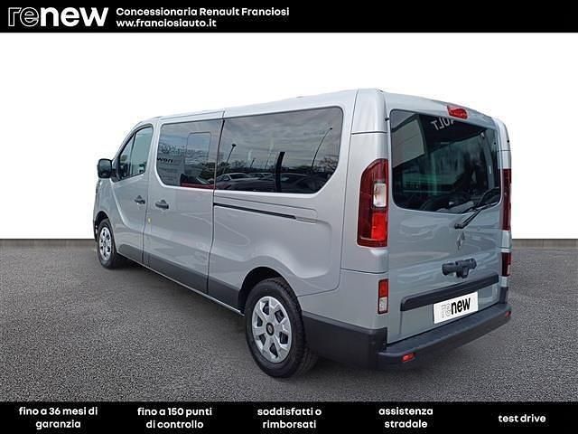 Usata Renault Trafic 150 CV (110 kW) 2024 Grigio Monovolume