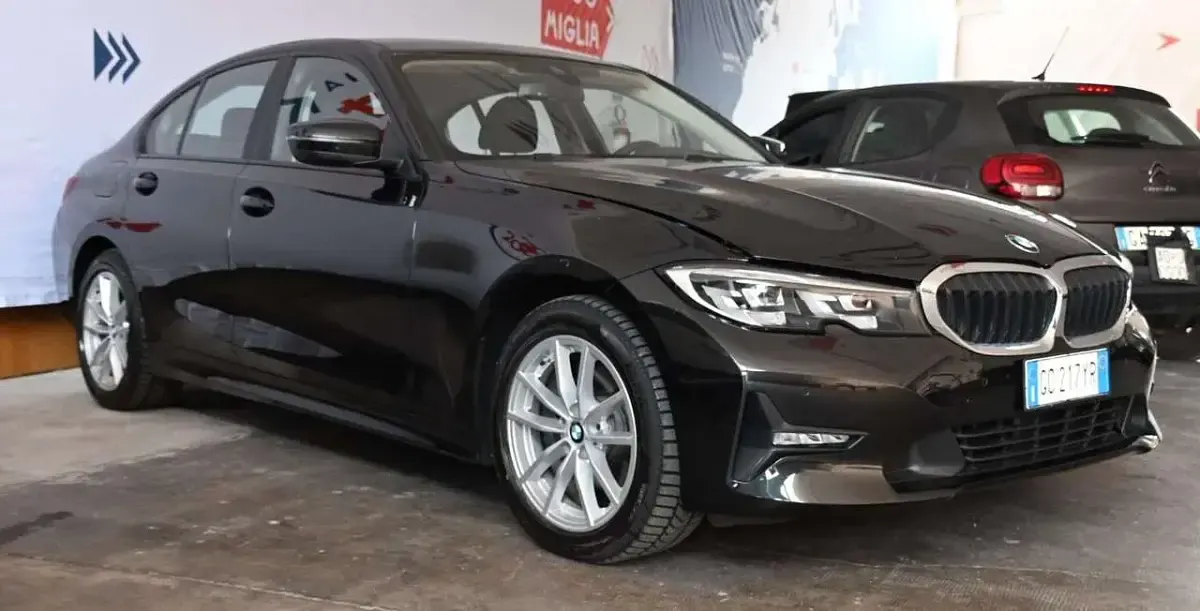 Usata BMW 320 190 CV (139 kW) 2020 Nero Berlina