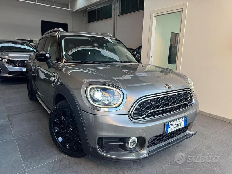 Grigio Usata 2019 Mini Cooper Countryman Hype SUV | 19.990 € (Buon prezzo) - Immagine 1/4