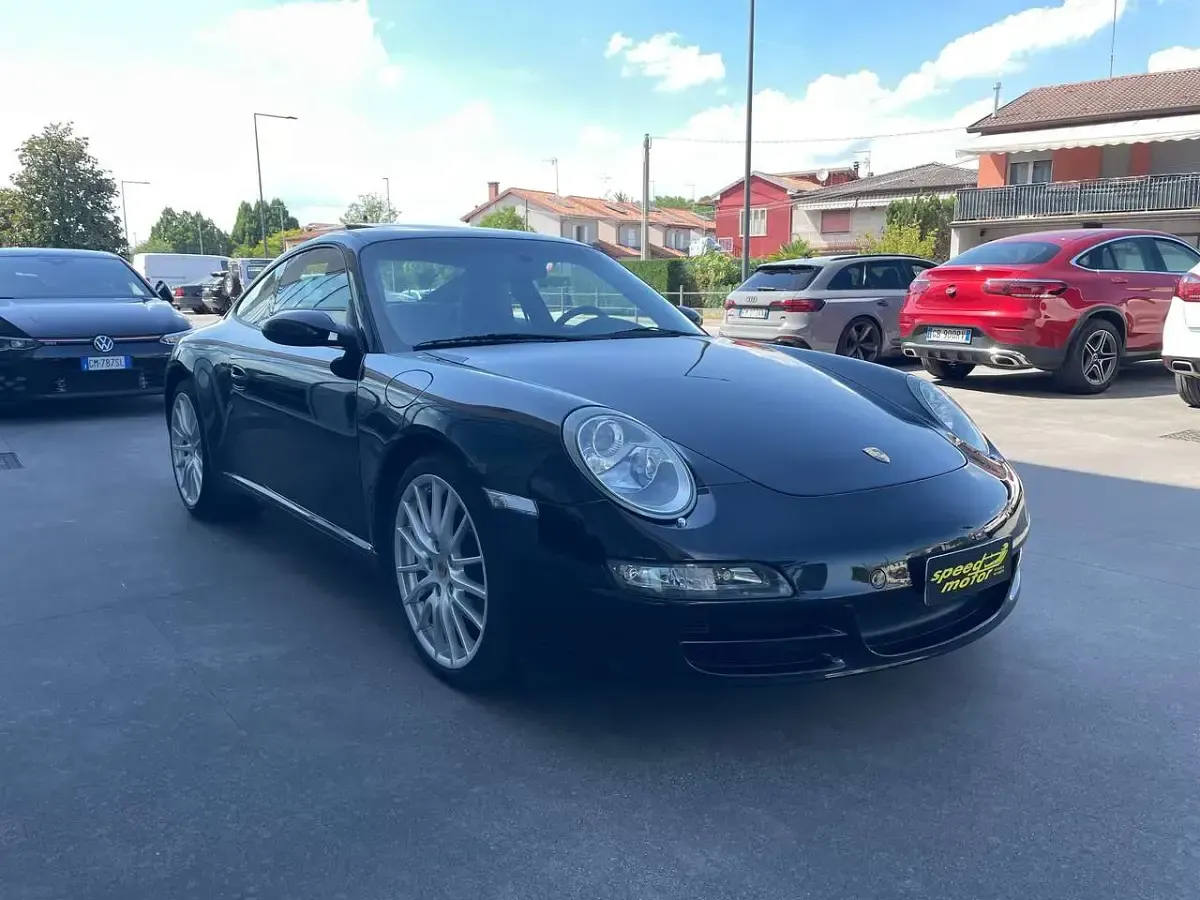 Usata Porsche 911 Carrera Sport 325 CV (239 kW) 2004 Nero lucido Coupé
