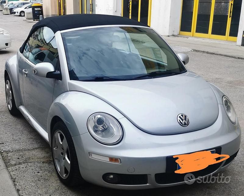 Usata VW New Beetle 105 CV (77 kW) 2006 Grigio Utilitaria