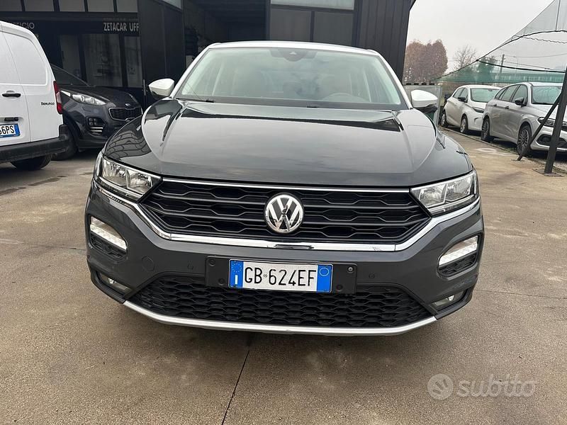 Usata VW T-Roc Advance 115 CV (84 kW) 2020 Grigio SUV