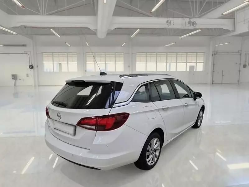 Usata Opel Astra Business 122 CV (89 kW) 2022 Bianco Station wagon