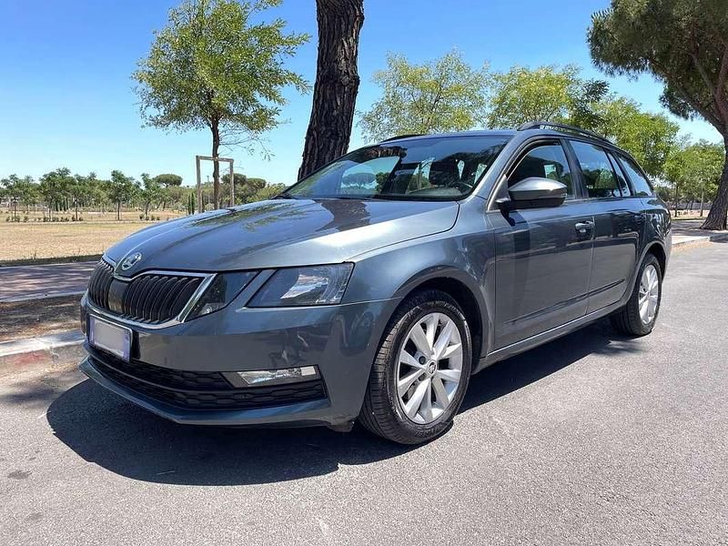 Usata 2017 Skoda Octavia G-TEC Executive Station wagon | 8300 € (Buon prezzo) - Immagine 1/4
