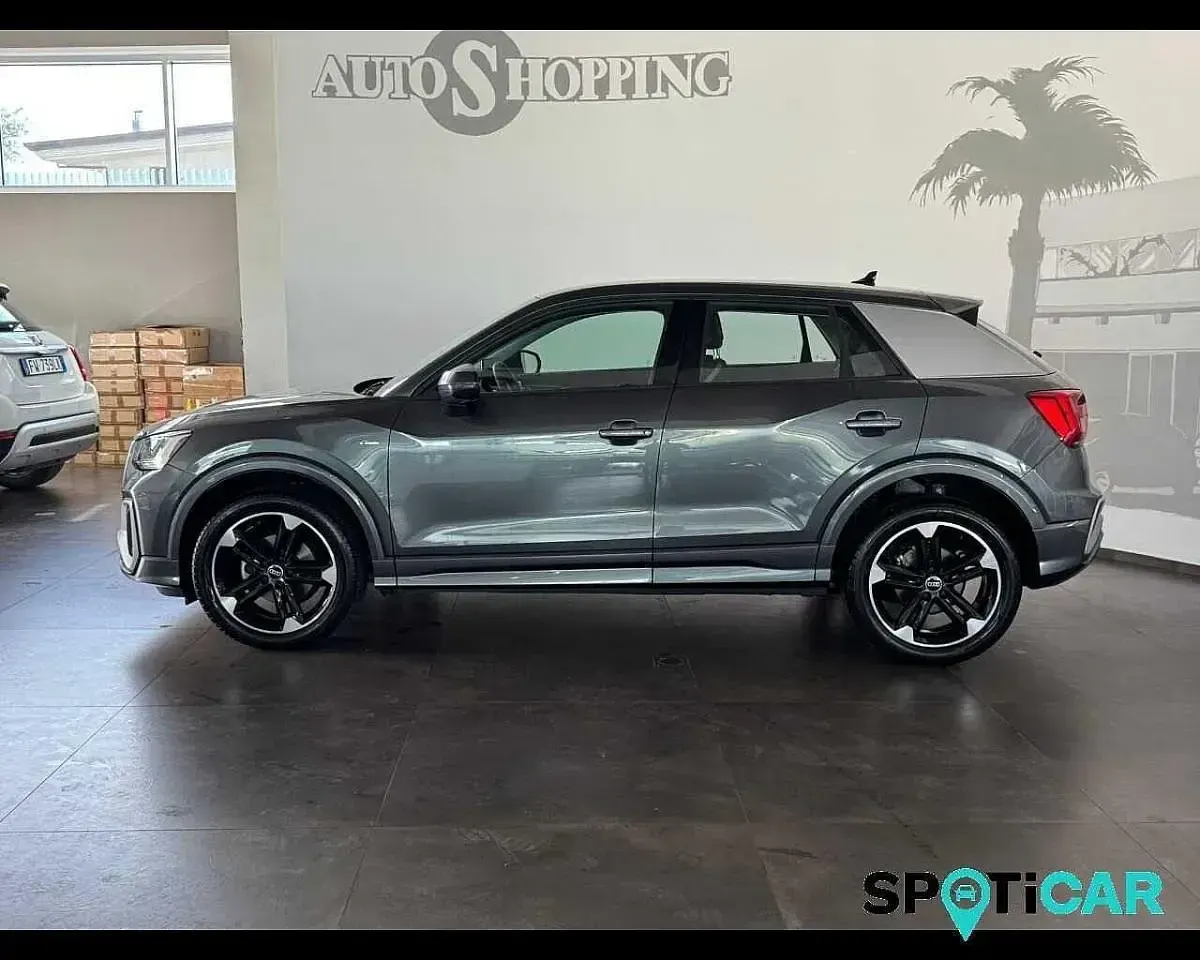 Usata Audi Q2 Ambiente 116 CV (85 kW) 2025 Grigio SUV
