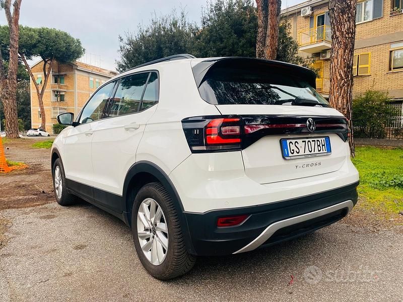 Usata VW T-Cross Sportline 95 CV (69 kW) 2023 Bianco SUV