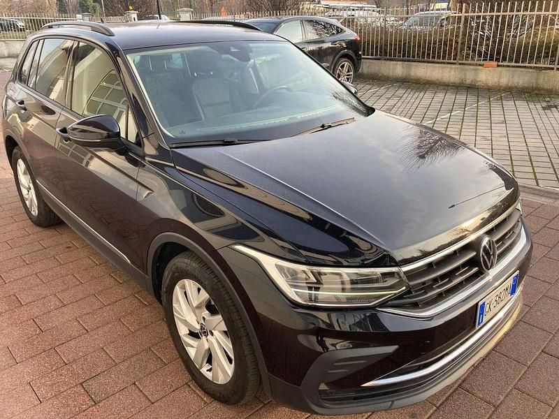 Usata VW Tiguan Life 150 CV (110 kW) 2022 Nero SUV
