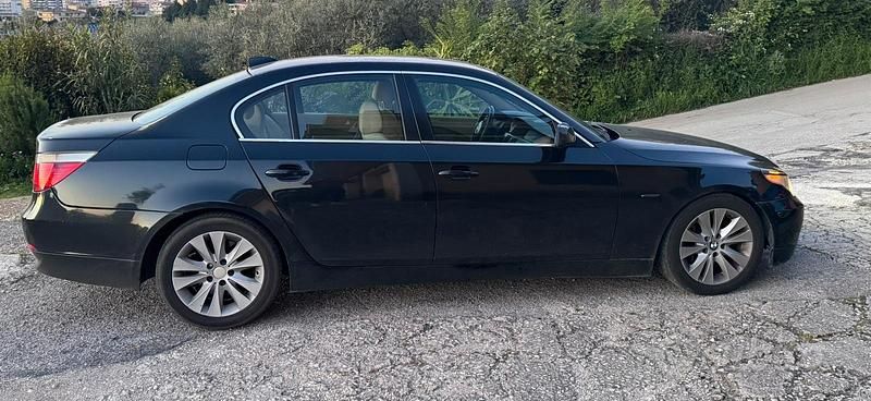 Usata BMW 530 2005 Nero Berlina