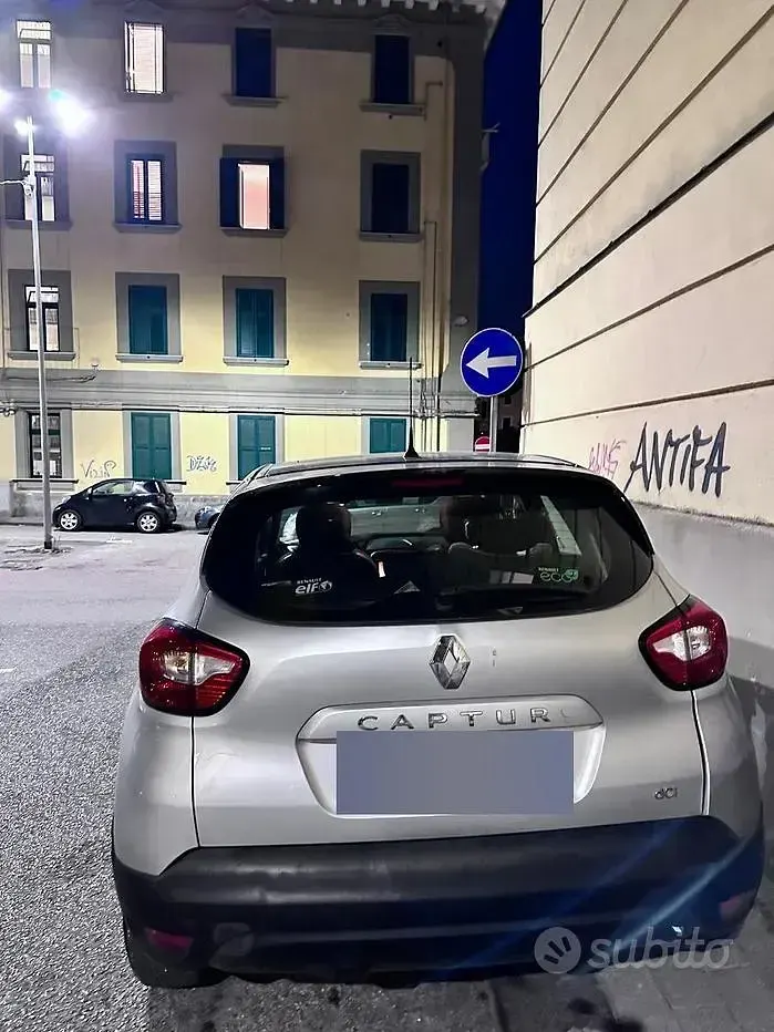 Usata Renault Captur 90 CV (66 kW) 2015 Grigio SUV
