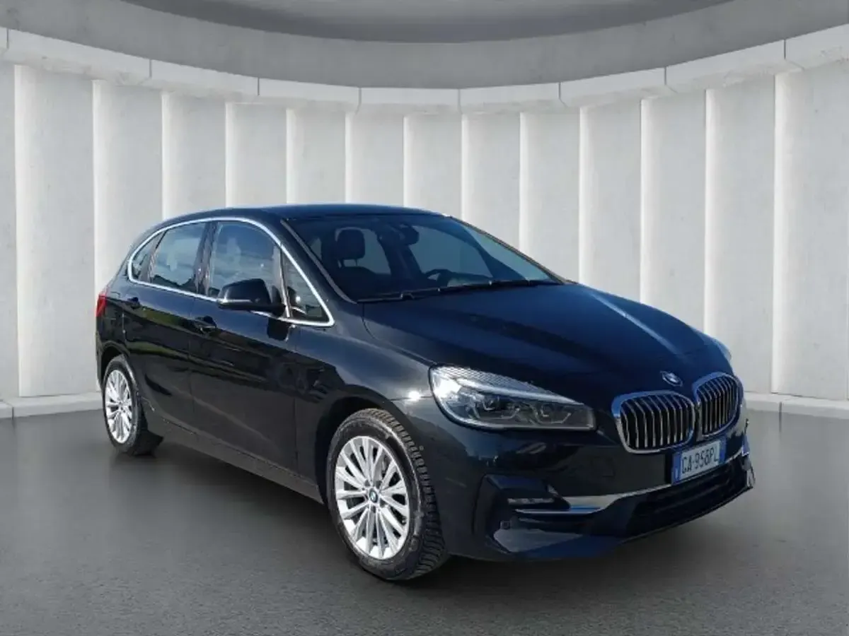 Usata BMW 216 Active Tourer Luxury Line 116 CV (85 kW) 2020 Nero Monovolume