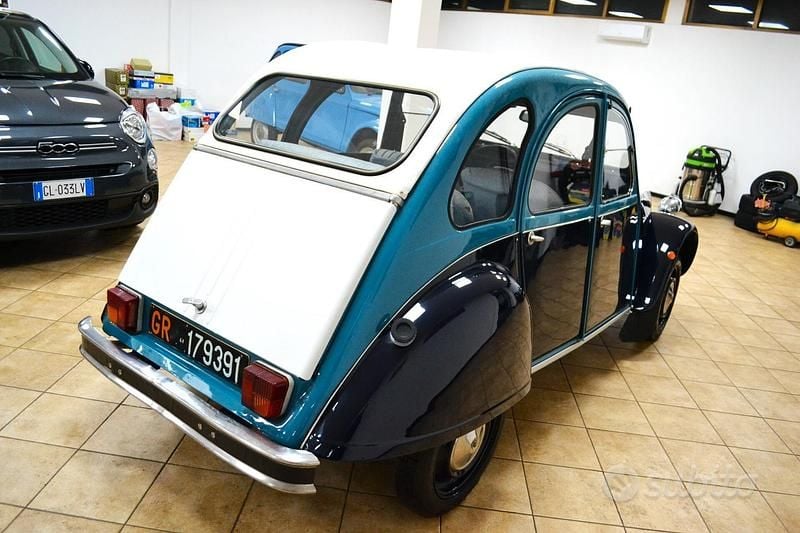 Usata Citroën 2CV Charleston 29 CV (21 kW) 1982 Blu Berlina