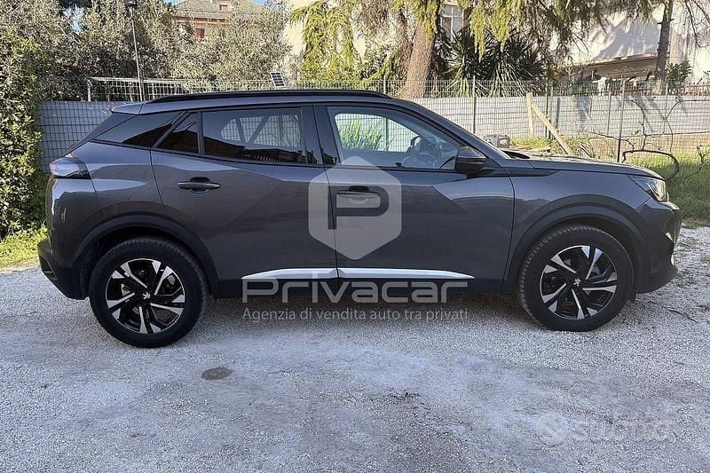 Usata Peugeot 2008 Allure 110 CV (80 kW) 2021 Grigio SUV