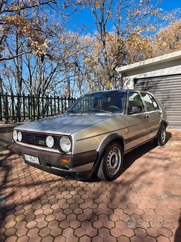 Grigio Usata 1988 VW Golf GTI Tre volumi | 9500 € - Immagine 1/4