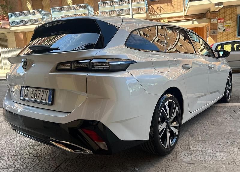Usata Peugeot 308 Allure 130 CV (95 kW) 2022 Bianco Station wagon