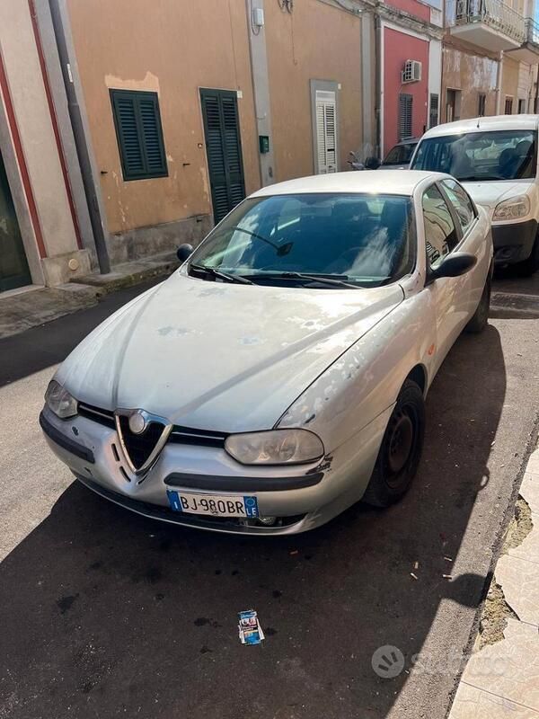 Grigio Usata 2000 Alfa Romeo 156 Tre volumi | 500 € (Ottimo prezzo) - Immagine 1/4