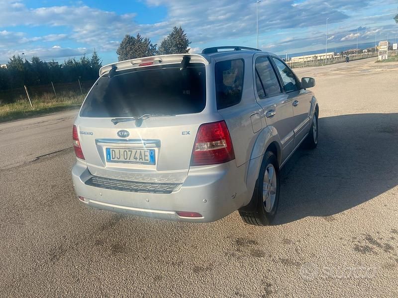 Usata Kia Bongo 2007 Grigio Monovolume