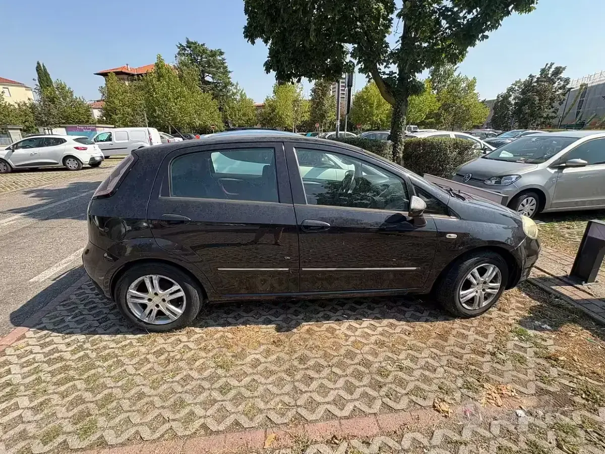 Usata Fiat Punto Evo 95 CV (69 kW) 2011 Utilitaria