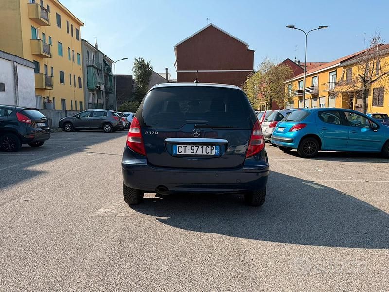 Usata Mercedes A170 116 CV (85 kW) 2005 Blu Berlina