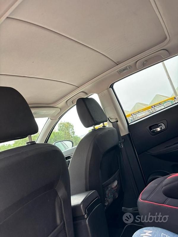Usata Nissan Qashqai 115 CV (84 kW) 2011 Grigio SUV