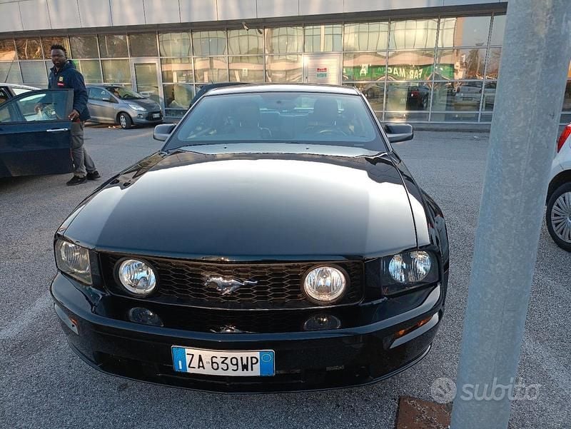 Usata Ford Mustang 2007 Nero Coupé