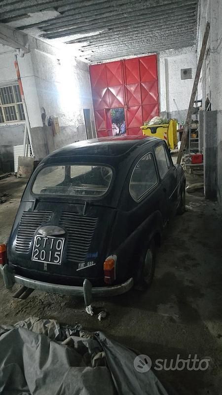 Usata Fiat 600 1960 Blu Utilitaria