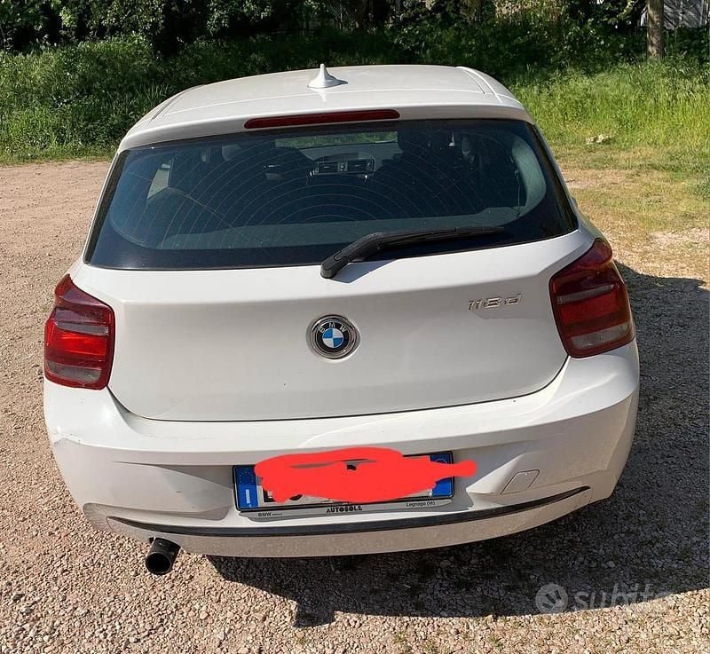 Usata BMW 118 143 CV (105 kW) 2013 Bianco Utilitaria