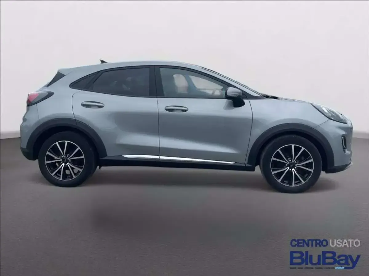 Usata Ford Puma Titanium 124 CV (91 kW) 2022 Grigio SUV