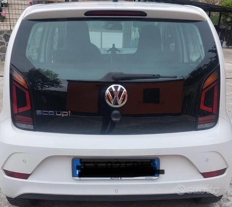 Usata VW up! Move 68 CV (50 kW) 2019 Bianco Utilitaria