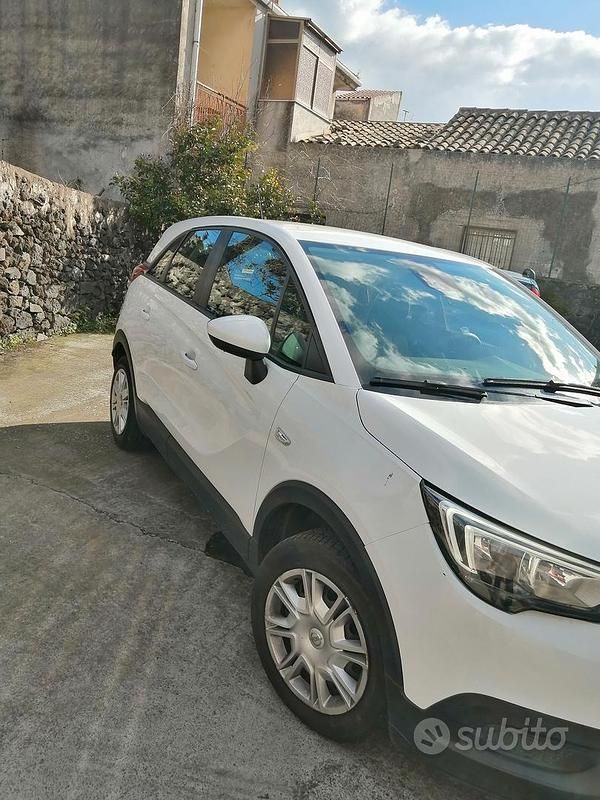 Usata Opel Crossland 2017 Bianco SUV
