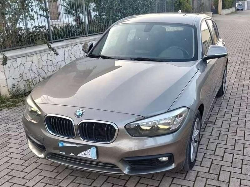 Occasion BMW 118 122 PK (89 kW) 2007 Grijs Hatchback