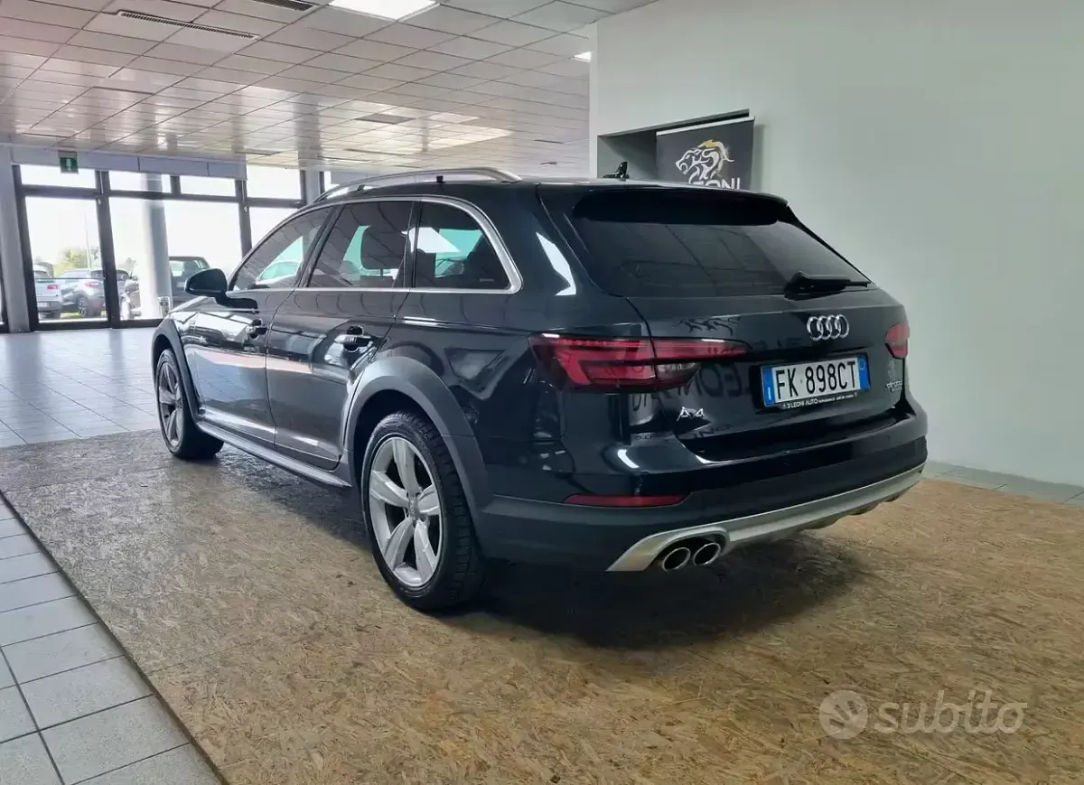 Usata Audi A4 Allroad Business 190 CV (139 kW) 2017 Nero Station wagon
