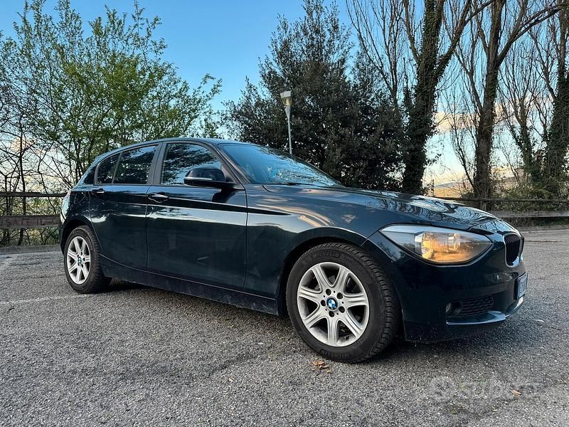 Usata BMW 118 95 CV (69 kW) 2015 Nero Utilitaria
