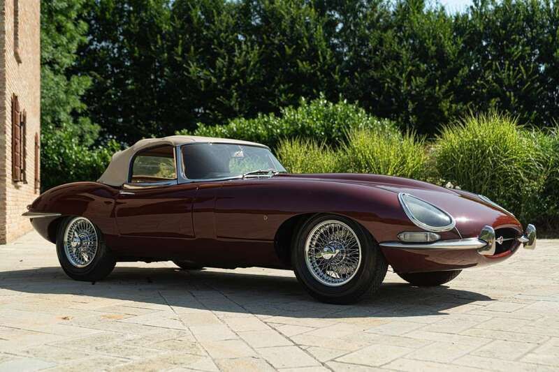Usata Jaguar E-Type 265 CV (194 kW) 1964 Marrone Cabrio