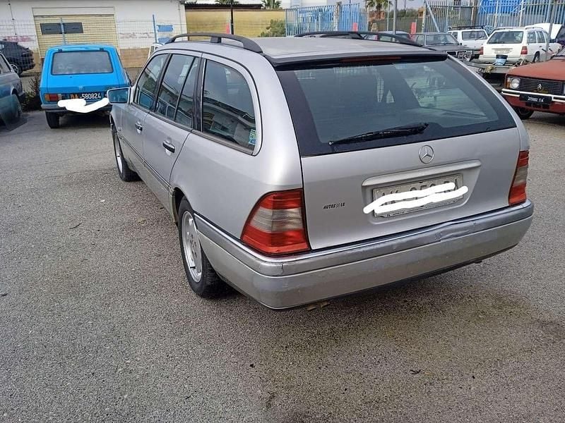 Usata Mercedes C200 Elegance 192 CV (141 kW) 1997 Other Station wagon