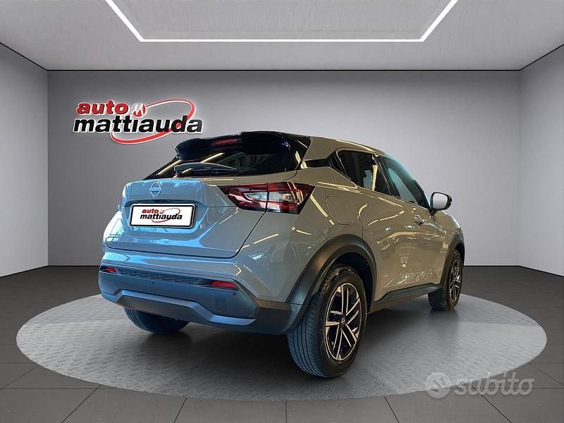 Usata Nissan Juke N-Connecta 114 CV (83 kW) 2025 Grigio SUV