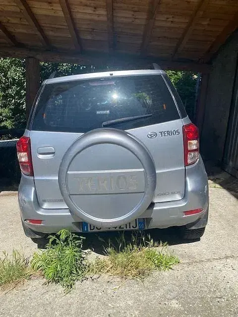 Usata Daihatsu Terios 105 CV (77 kW) 2006 Bluazzurro SUV