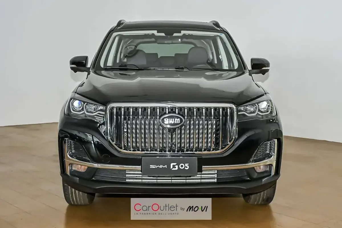 Nuova SWM G05 139 CV (102 kW) 2025 Grigio scuro SUV