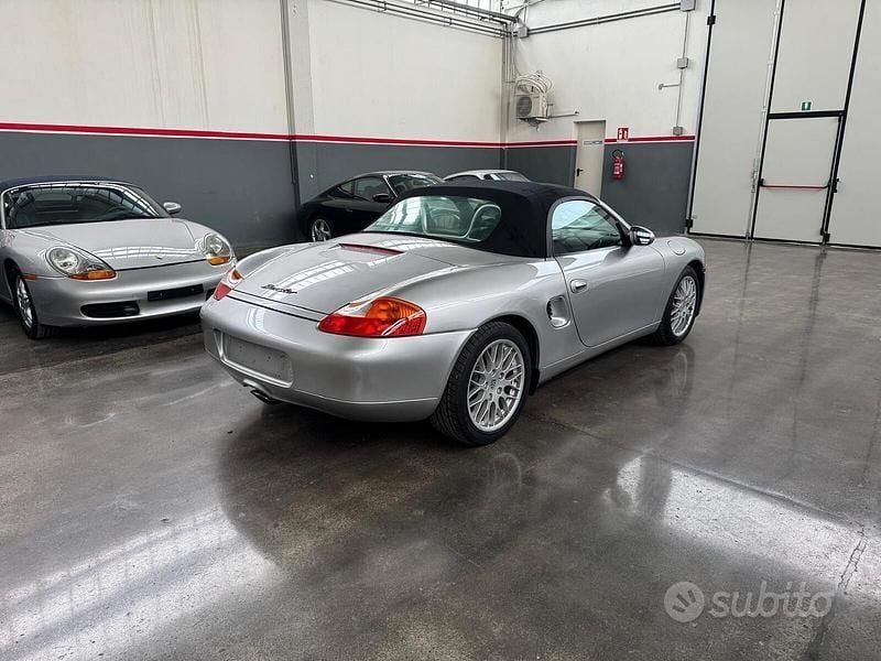 Usata Porsche Boxster 204 CV (150 kW) 1999 Grigio Cabrio