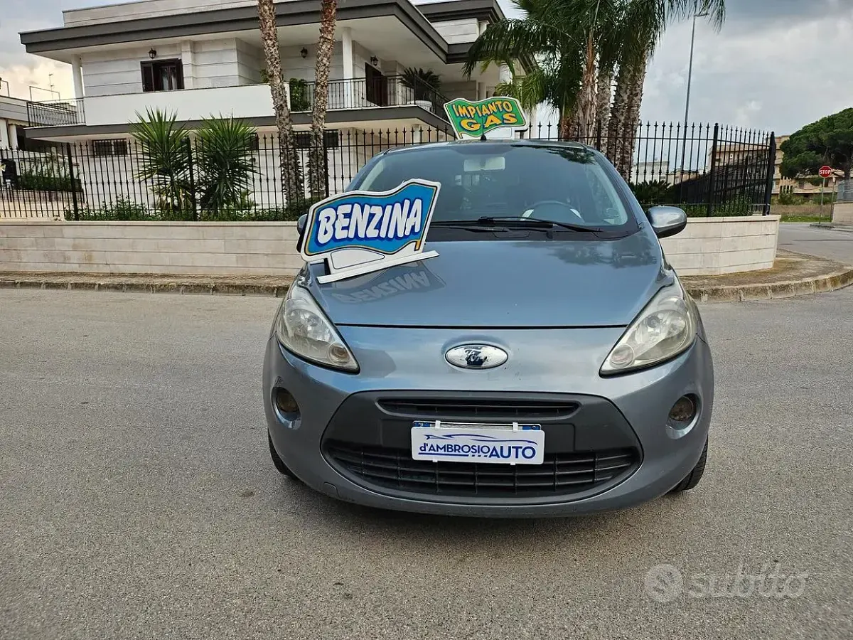 Usata Ford Ka Titanium 69 CV (50 kW) 2009 Grigio Utilitaria