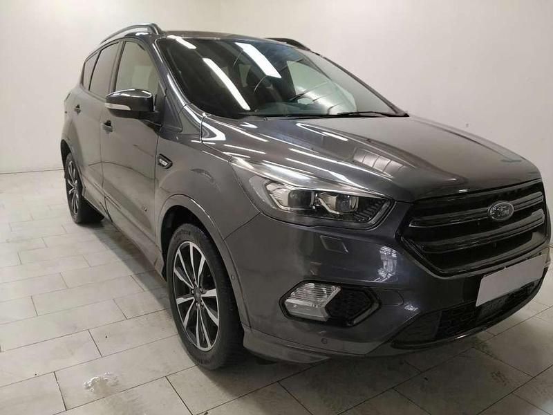 Usata Ford Kuga ST-Line 180 CV (132 kW) 2019 Grigio SUV