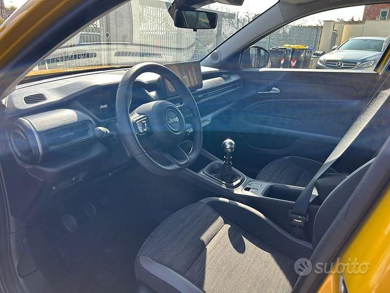 Usata Jeep Avenger 101 CV (74 kW) 2023 Giallo SUV