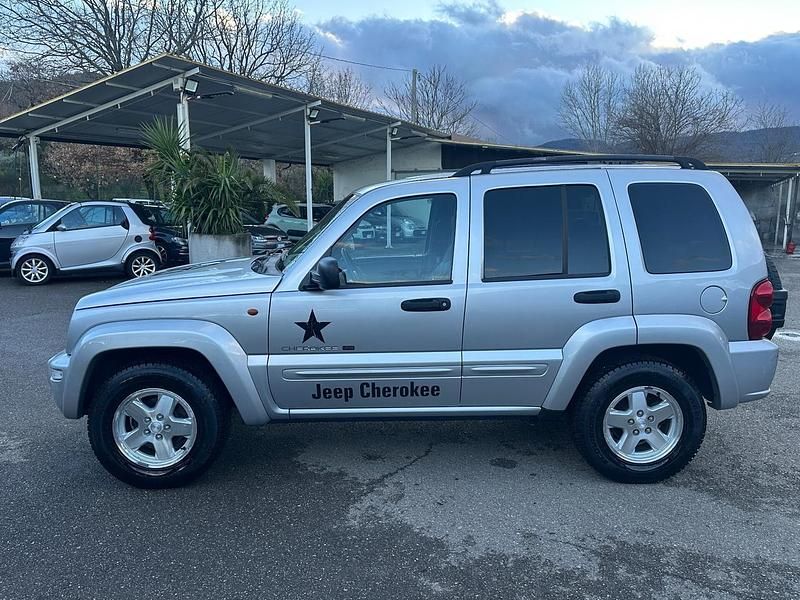 Usata Jeep Cherokee Limited 150 CV (110 kW) 2003 Argento SUV