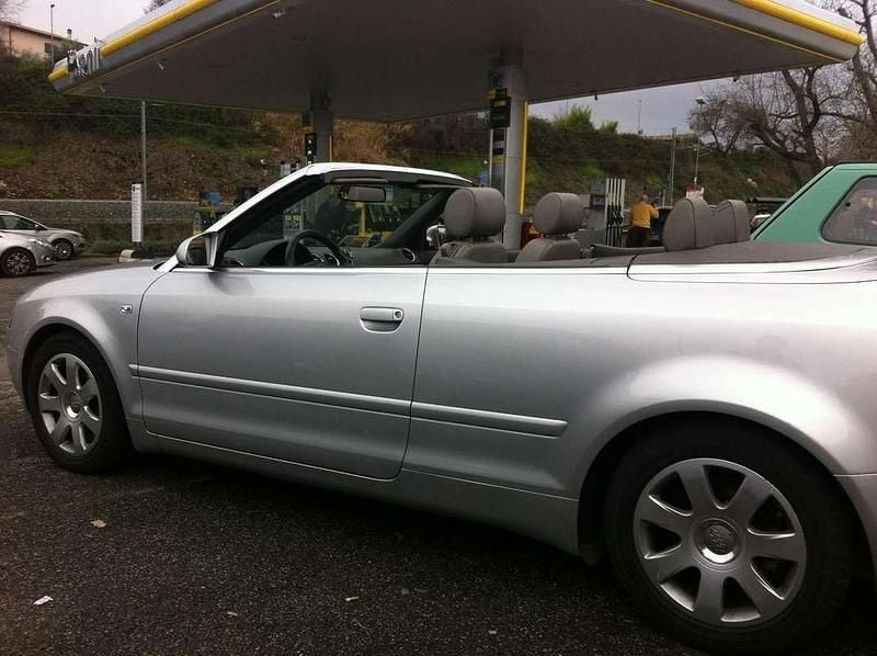 Usata Audi A4 Cabriolet 170 CV (125 kW) 2002 Cabrio