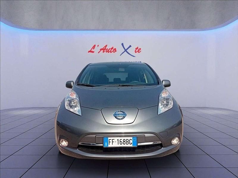 Używany Nissan Leaf Acenta 110 kW (150 KM) 2017 Szary Hatchback