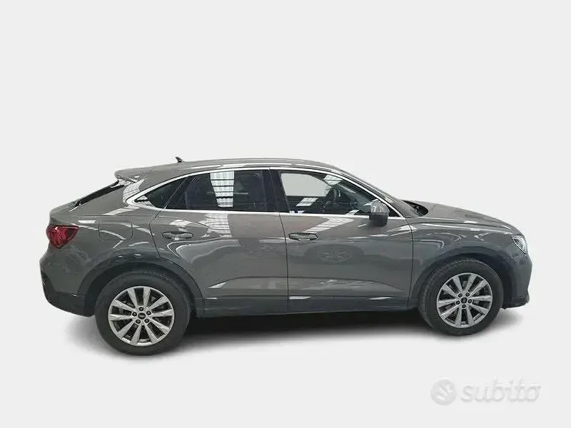 Usata Audi Q3 Sportback Business Plus 150 CV (110 kW) 2025 Grigio SUV