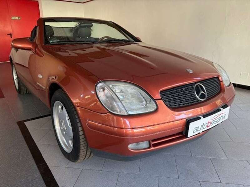 Usata Mercedes SLK230 193 CV (141 kW) 1999 Arancione Cabrio